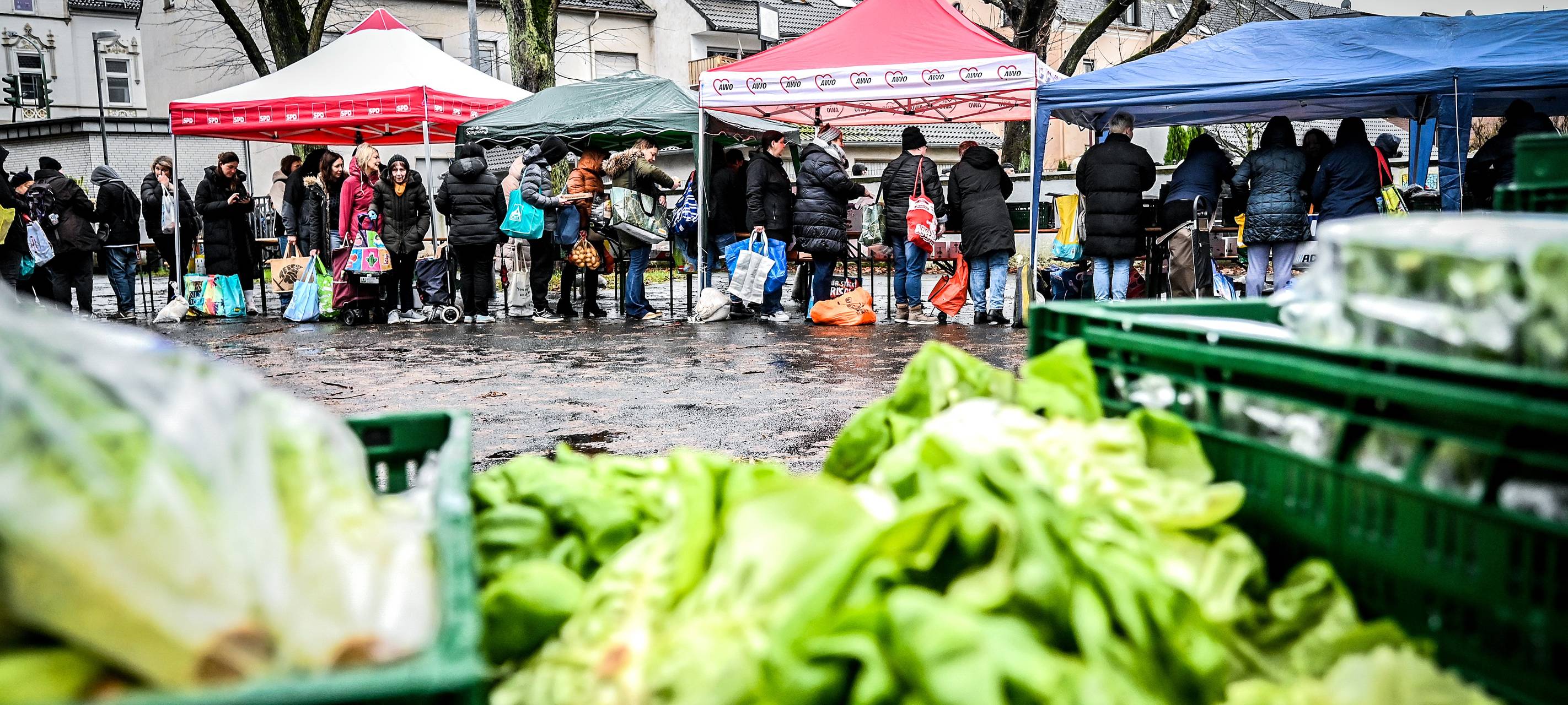 Kostenlose Lebensmittel bei "Weihnachts- & Silvesterfairteilung"
