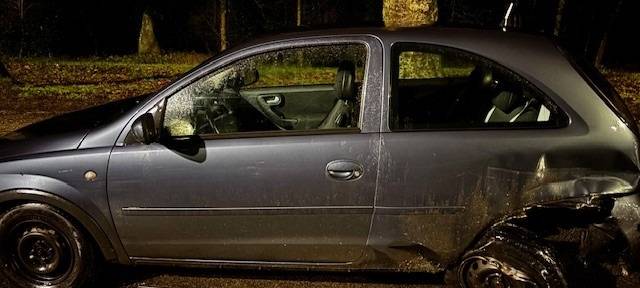 Zeugensuche: Unfallflucht am Schloss Oberhausen