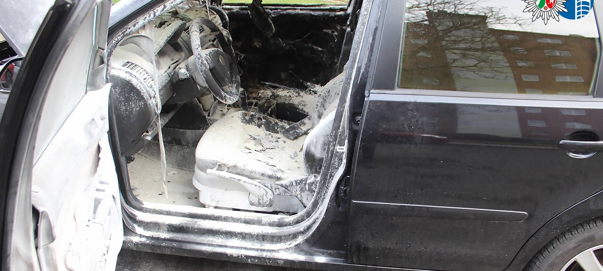 Brandstiftung? Auto in Osterfeld abgefackelt