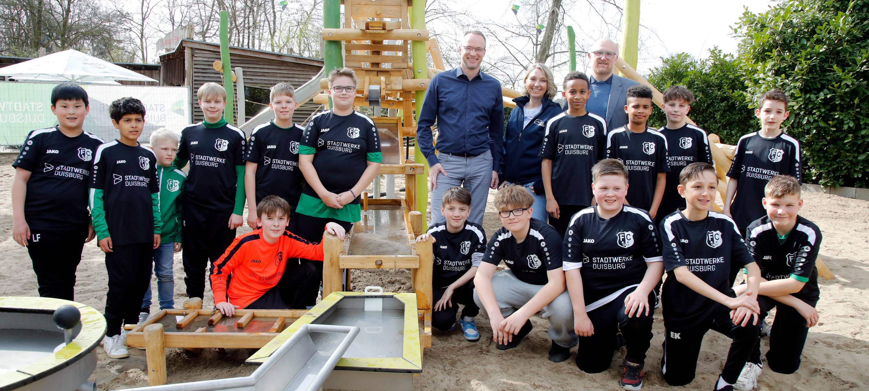 Zoo Duisburg eröffnet nachhaltigen Wasserspielplatz