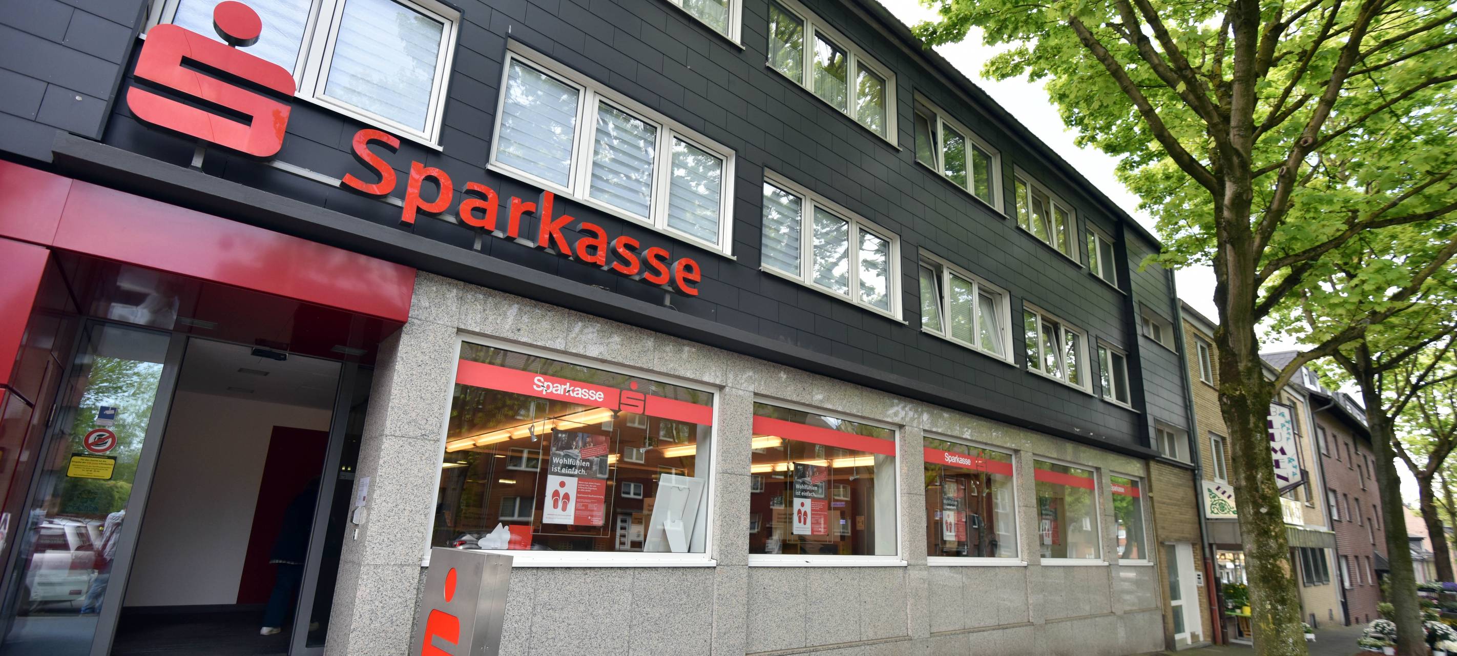 Einsatz: Feuerwehr rückt nach Klosterhardt aus