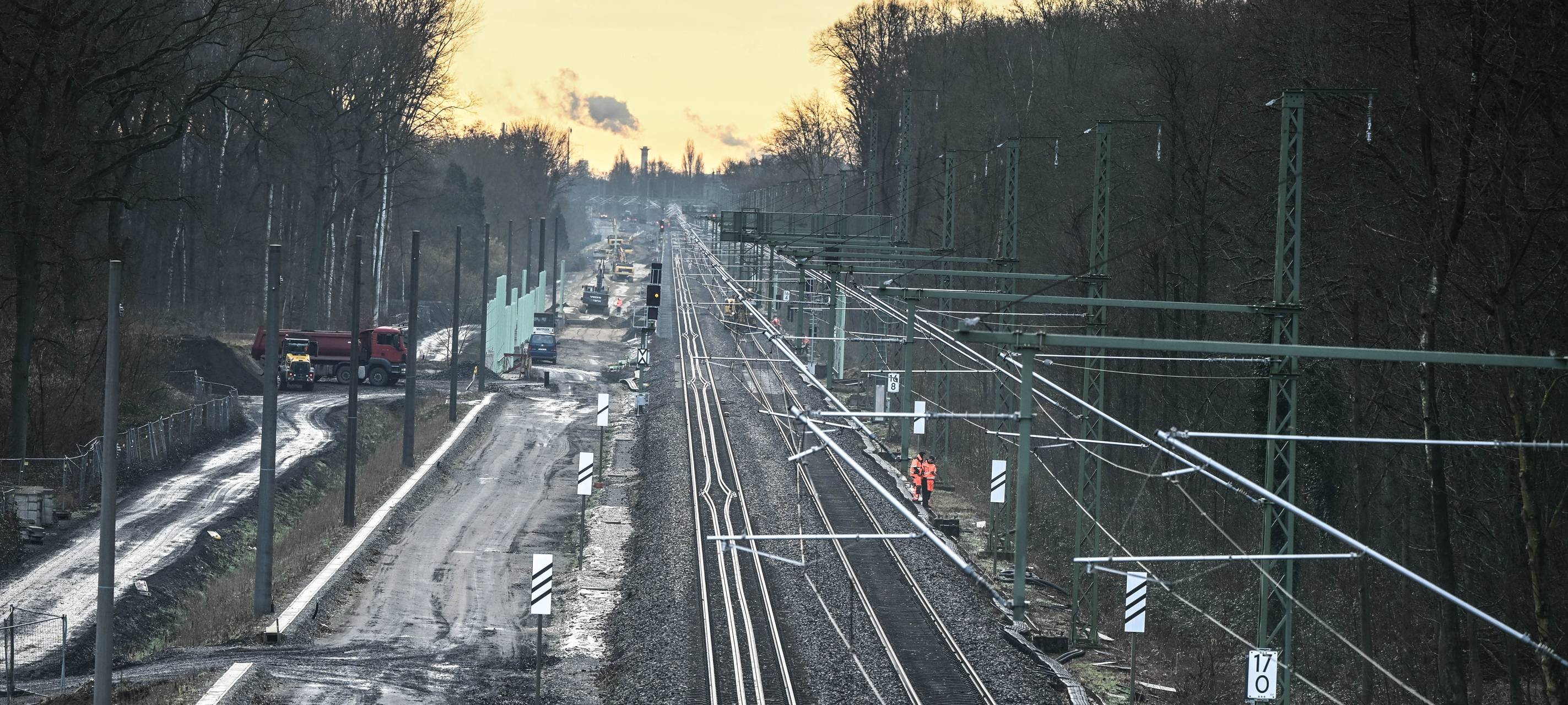 Weseler Straße frei - Rätsel um offene Schranken