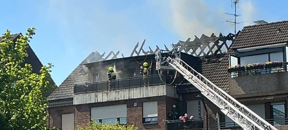 Oberhausener Feuerwehr hilft in Bottrop