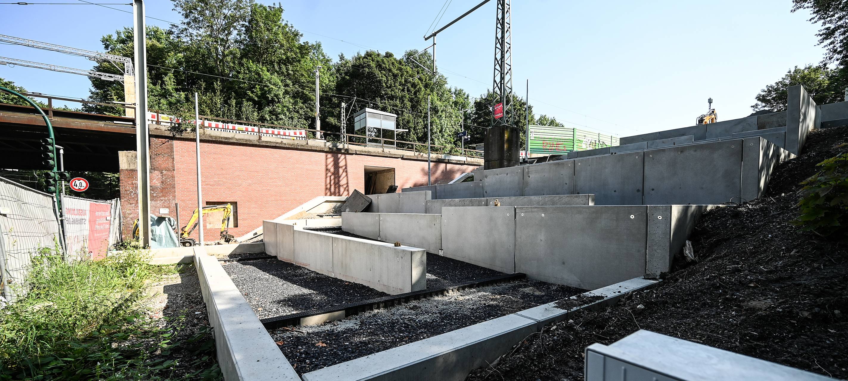 Essen: Bahnhof Zollverein Nord fast fertig
