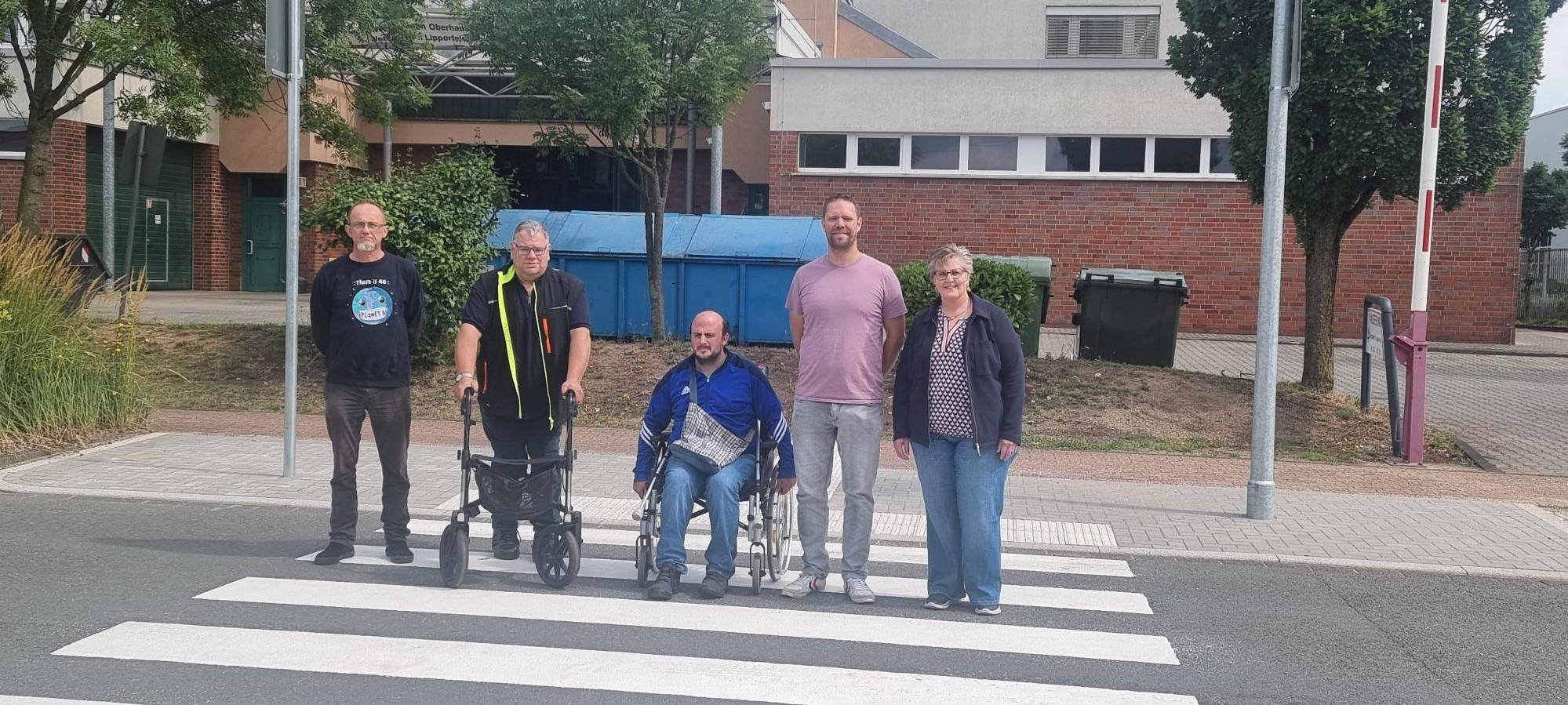Sicherheit: Neuer Zebrastreifen bei Lebenshilfe