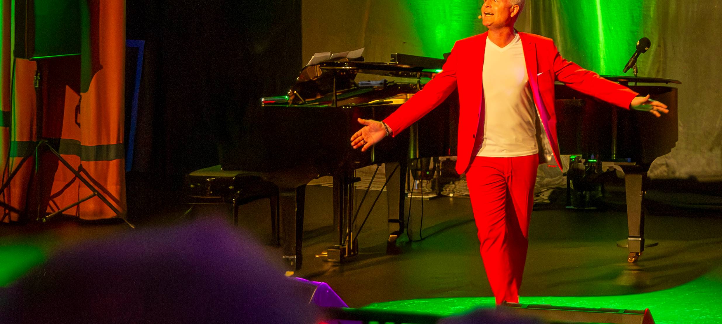 Das Savoy in Düsseldorf - Guido Cantz trat hier mit seinem neuen Tourprogramm "Komische Zeiten" auf