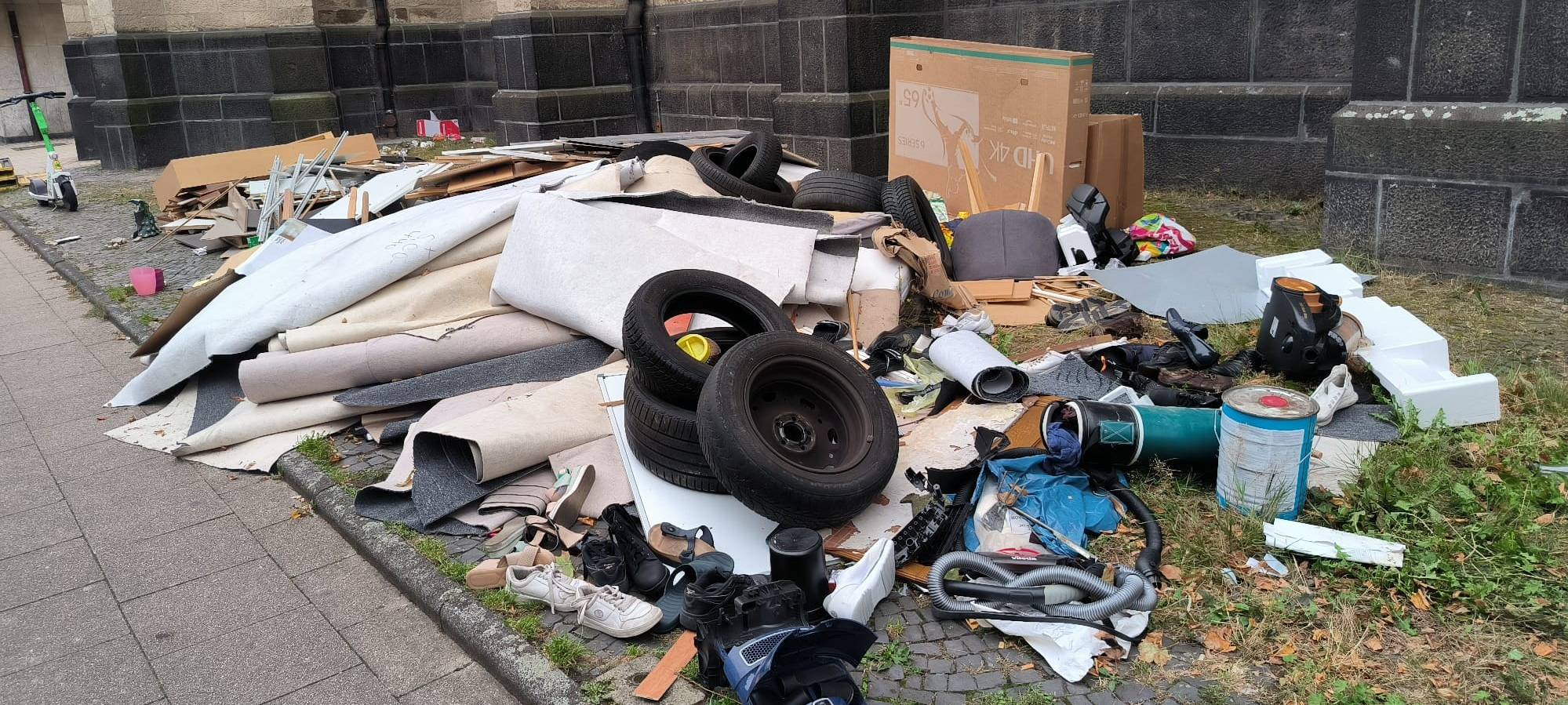 Innenstadt: Rätselraten um angeblichen wilden Müll