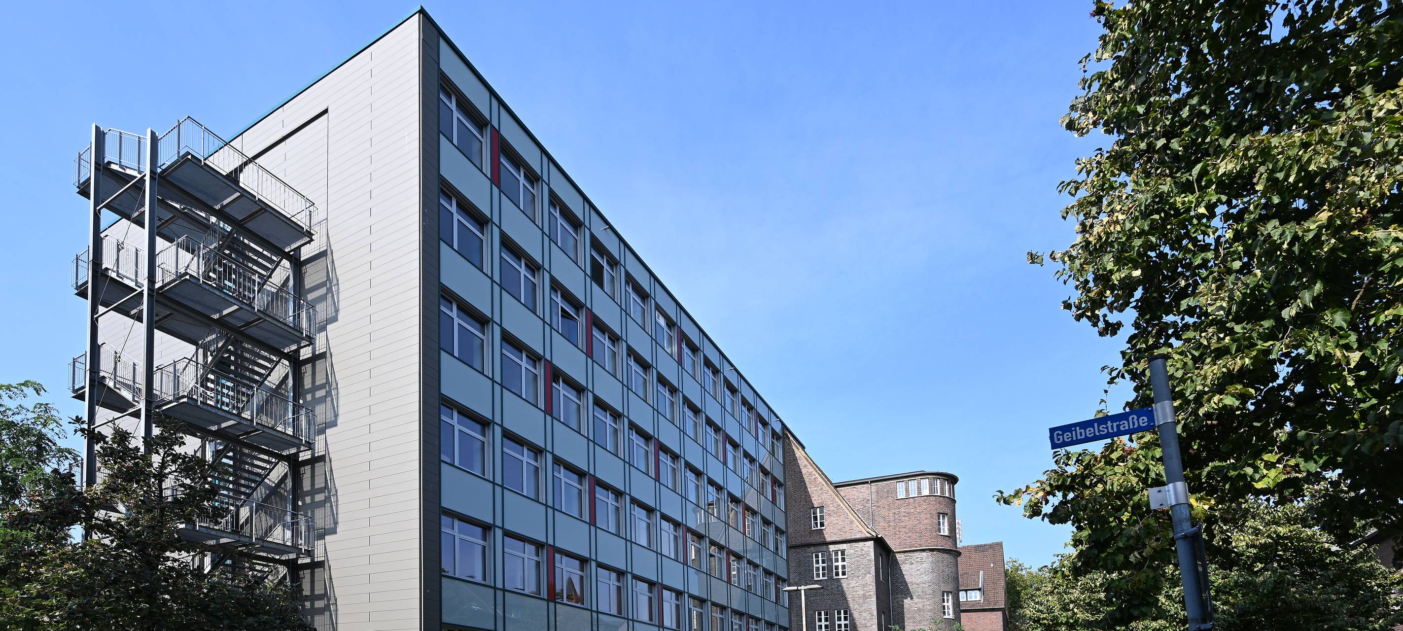 Demokratie: Gemeinsames Kunstwerk am "Elsa"