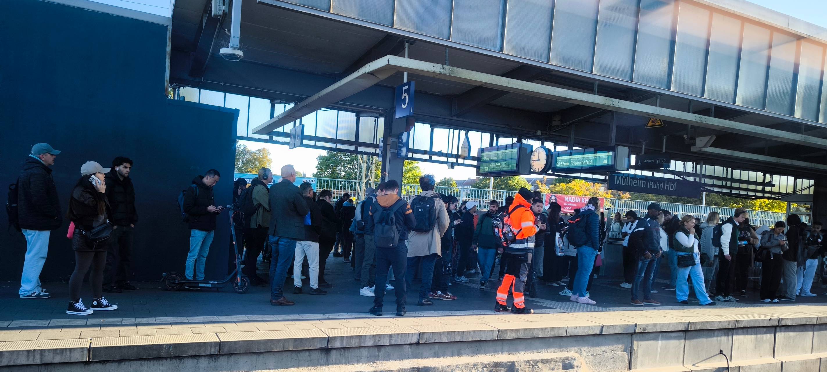 Streckensperrung: Tausende Pendler kamen nicht weiter