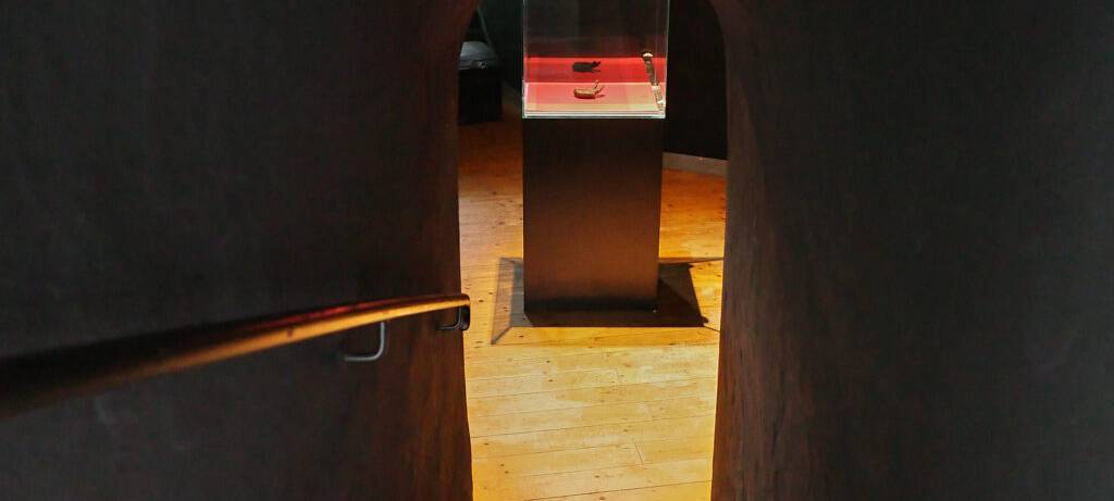 Blick auf die Schwarze Hand im Schloss Hohenlimburg