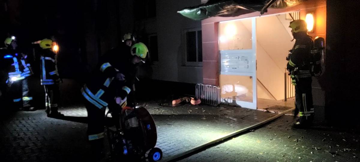 Brand: Nachbar rettet Frau und Hund das Leben