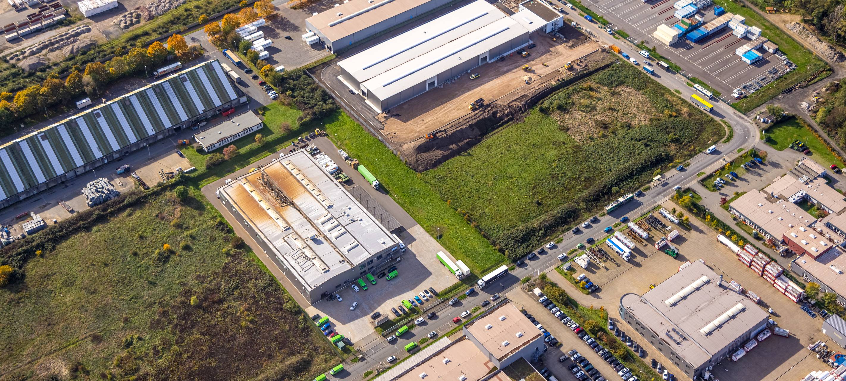 Im Waldteich: Neuer Asphalt kommt