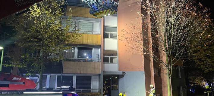 Feuer im Aufzugschacht