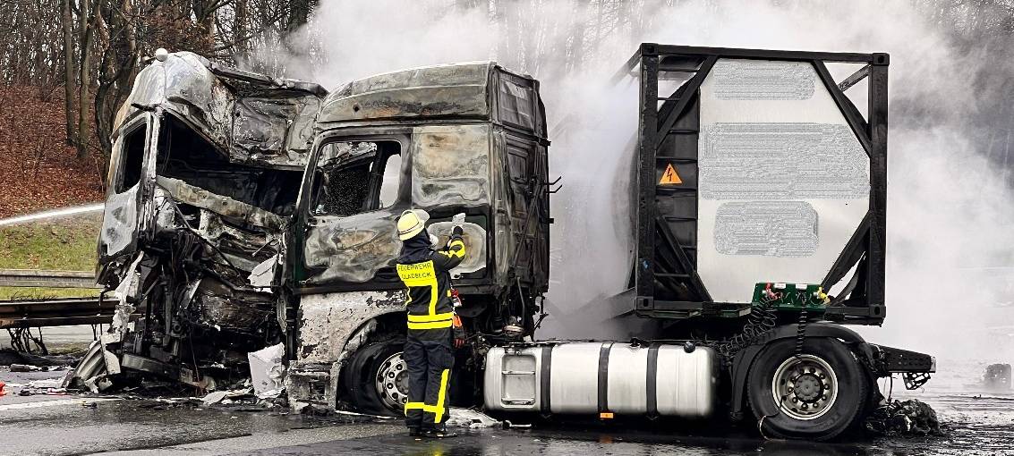 A2 nach Unfall weiter gesperrt - MIT UPDATE!