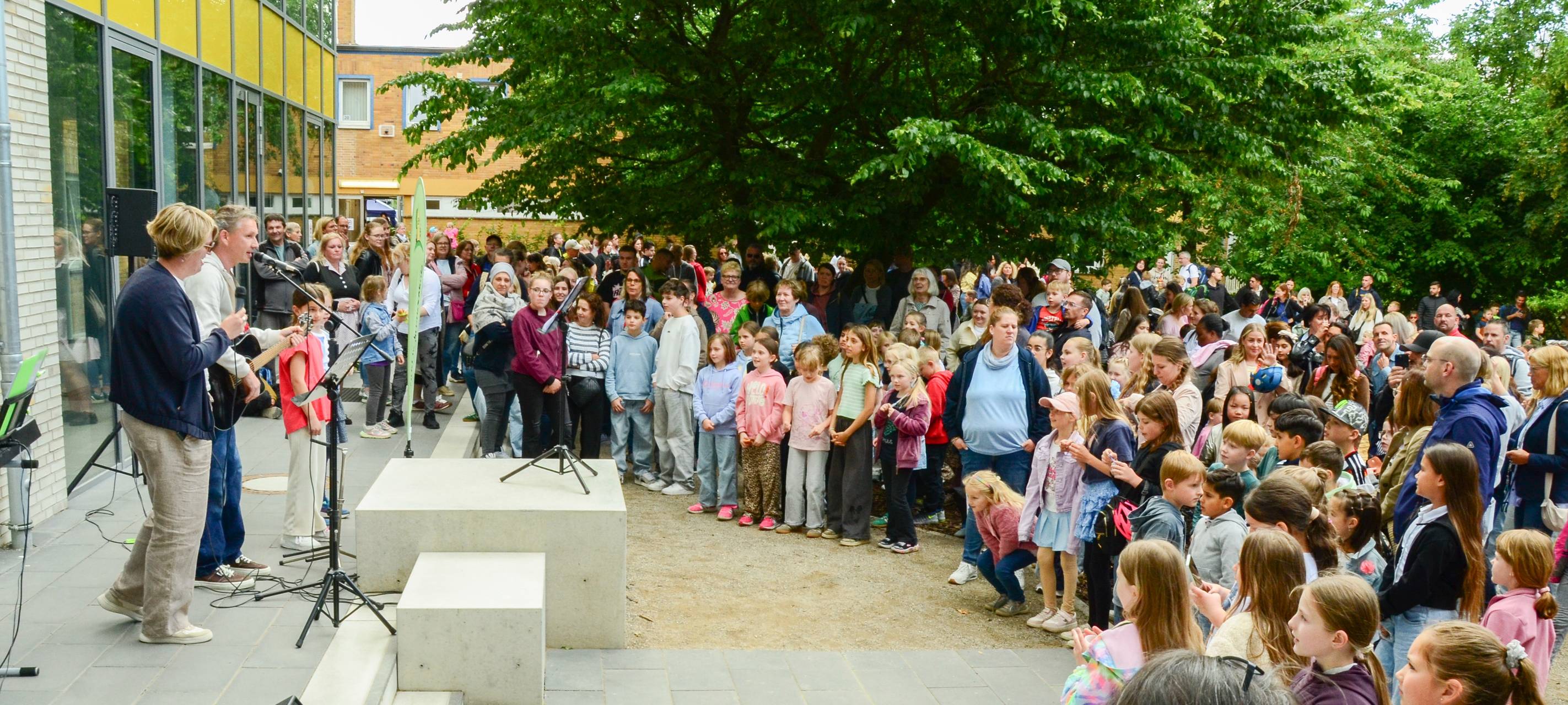 Oberhausen: Astrid-Lindgren-Schule weiht neues Gebäude ein