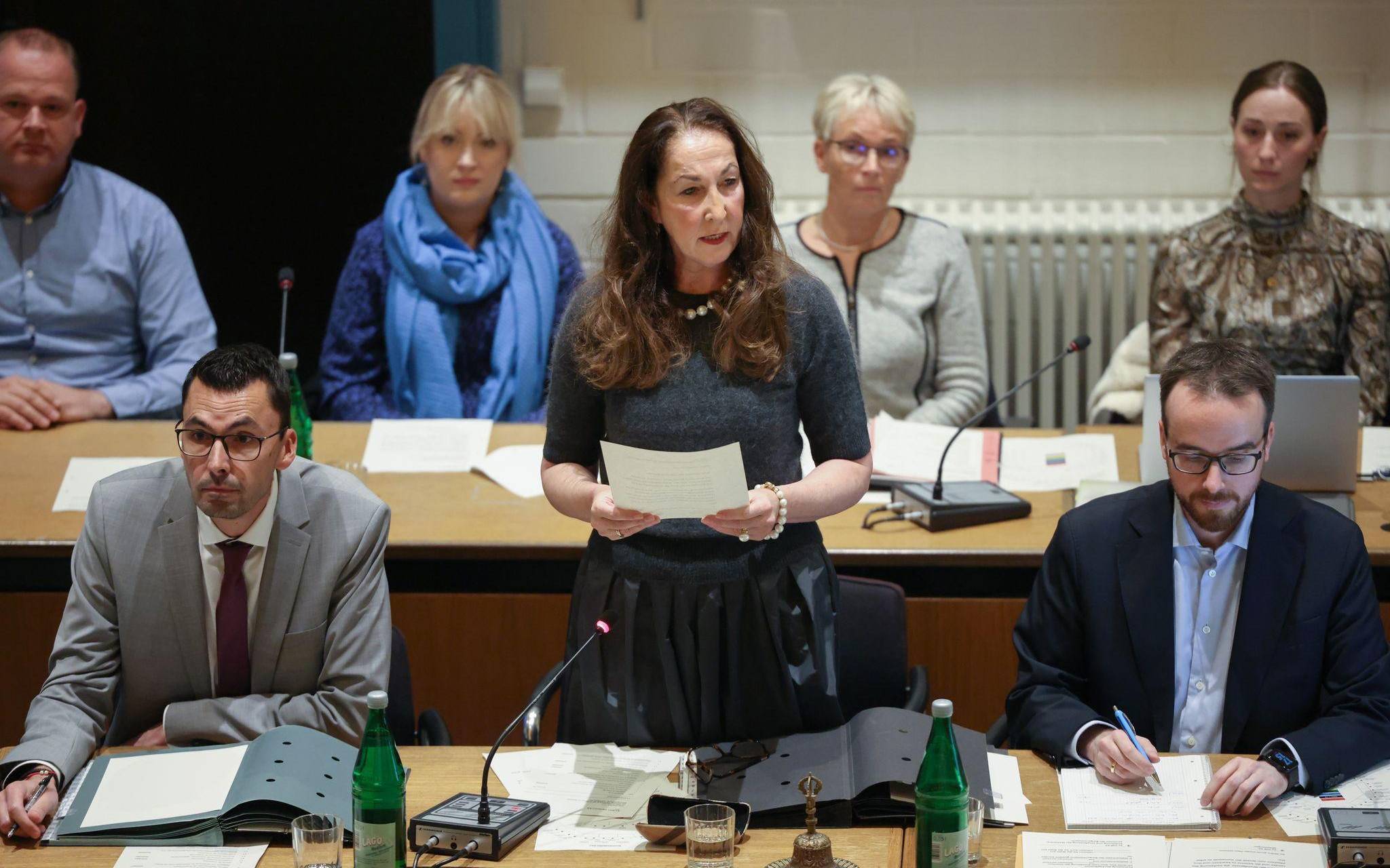 Nach Messerangriff: Bürgermeisterin von Herdecke startet