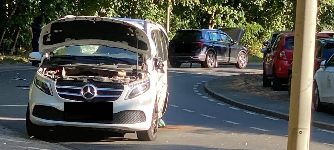 Oberhausen: Betrunkener Fahrer mit Waffen-Arsenal unterwegs