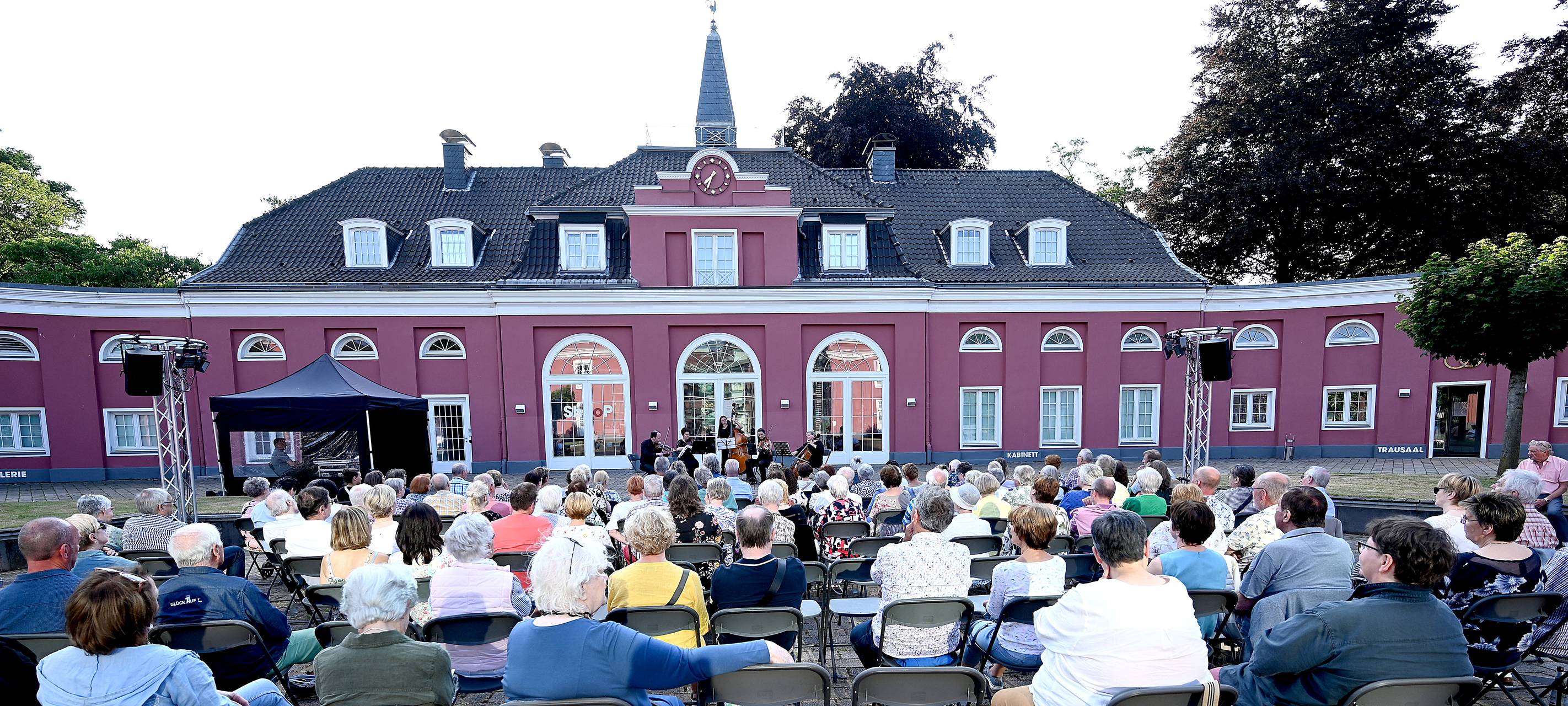 Schlossnächte Oberhausen: Theater unterm Sternenhimmel
