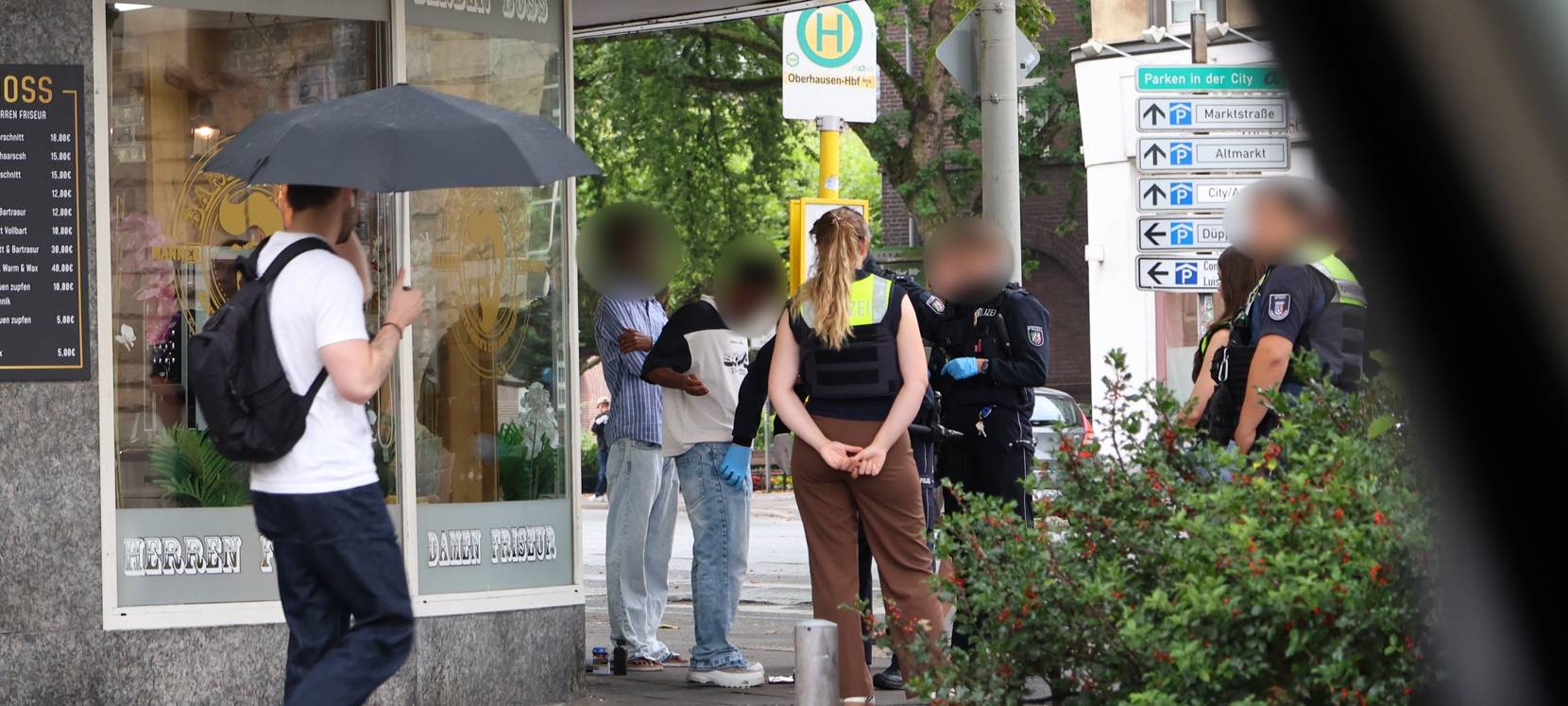 Großkontrolle gegen Messergewalt: 3 Festnahmen in Oberhausen