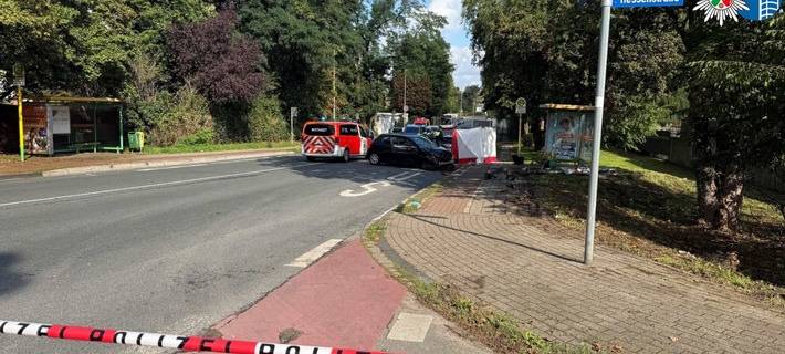Pkw erfasst Fußgängerin - 70-Jährige stirbt noch an der Unfallstelle