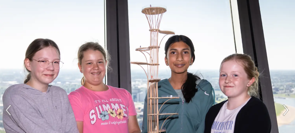 Turm von Sterkrader Schülerinnen überzeugt Fachjury